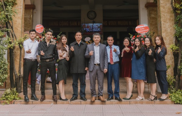 chào mừng ngày nhà giáo Việt Nam 20-11-2021