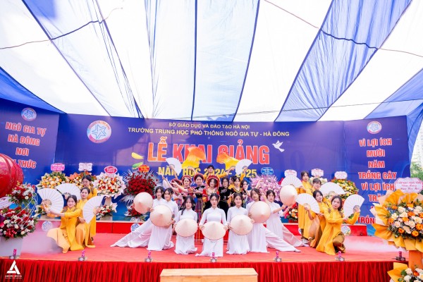 LỄ KHAI GIẢNG CHÀO MỪNG NĂM HỌC MỚI 2024-2025 LỄ KHAI GIẢNG CHÀO MỪNG NĂM HỌC MỚI 2024-2025