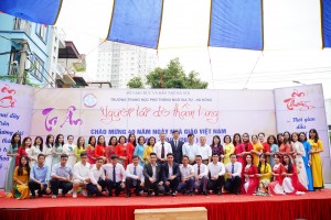 LỄ MITTINH CHÀO MỪNG NGÀY NHÀ GIÁO VIỆT NAM 20-11