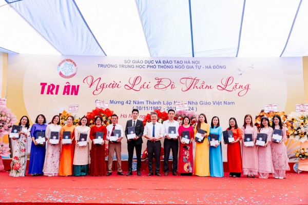 CHUỖI HOẠT ĐỘNG CHÀO MỪNG NGÀY NHÀ GIÁO VIỆT NAM 20/11 CHUỖI HOẠT ĐỘNG CHÀO MỪNG NGÀY NHÀ GIÁO VIỆT NAM 20/11